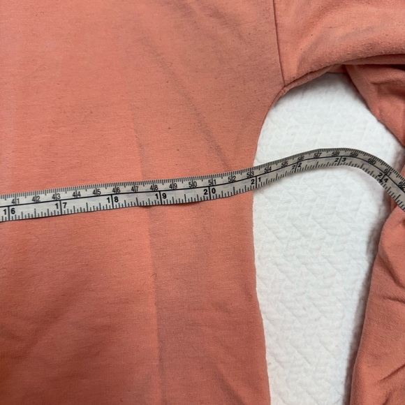 BB Dakota Peach Long Sleeve Straight Hem Crew Neck T-Shirt - Picture 7 of 9